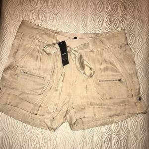 Bebe tan cargo waist tie shorts NWT